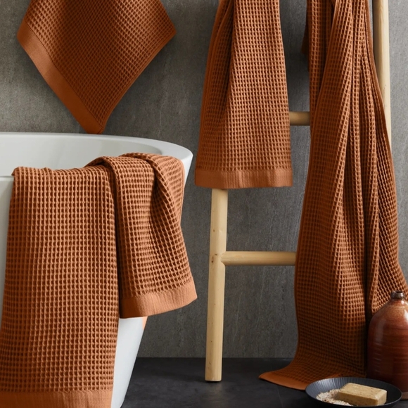 Quince Waffle Knit Towel Set in Warm Brown - Picture 2 of 2